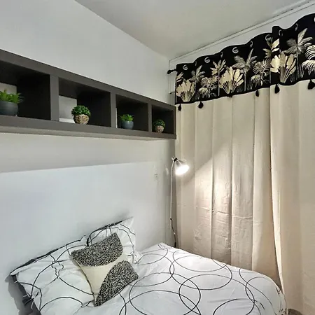 Cosy Vue Imprenable Parc Floral Des Thermes דירה